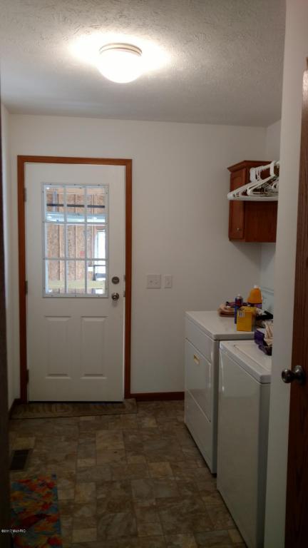 3158 Monroe Rd, Blanchard, MI 49310 photo 8