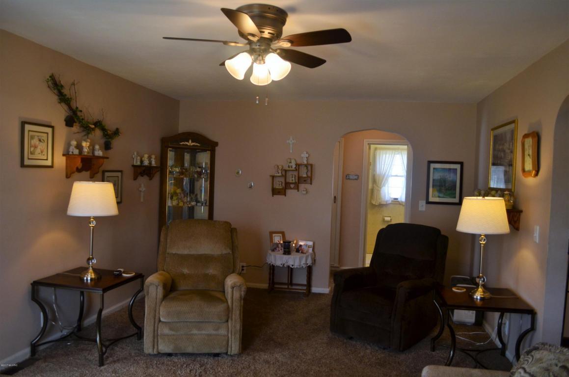 118 Dallas, Colon, MI 49040 photo 12