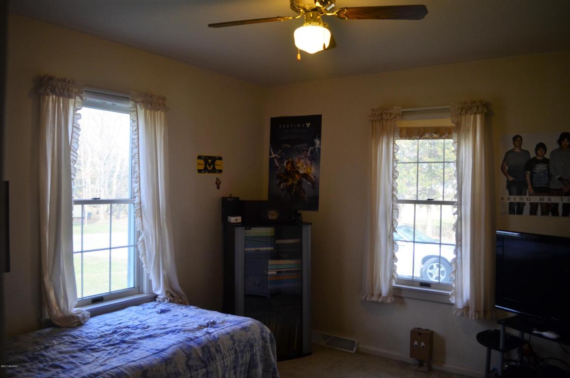 118 Dallas, Colon, MI 49040 photo 30
