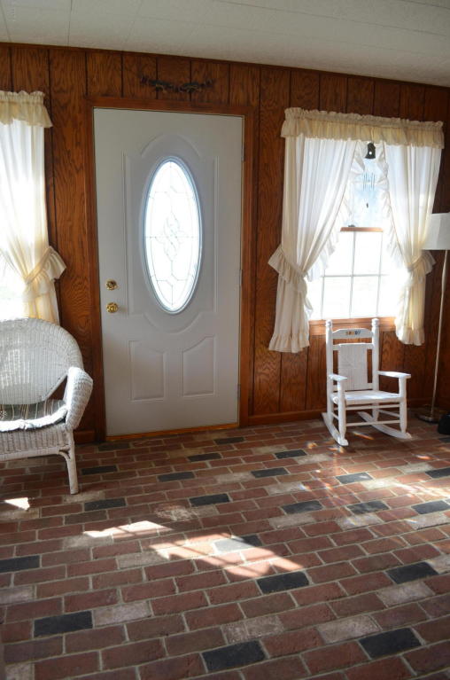 118 Dallas, Colon, MI 49040 photo 16