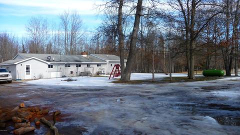 4475 Pierce Rd, Harrison, MI 48625 photo 9