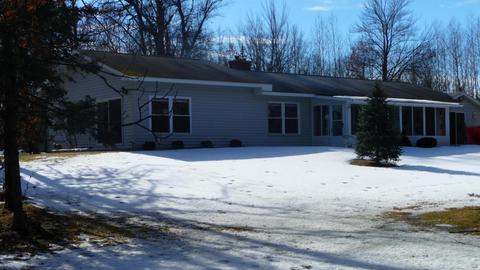 4475 Pierce Rd, Harrison, MI 48625 photo 1