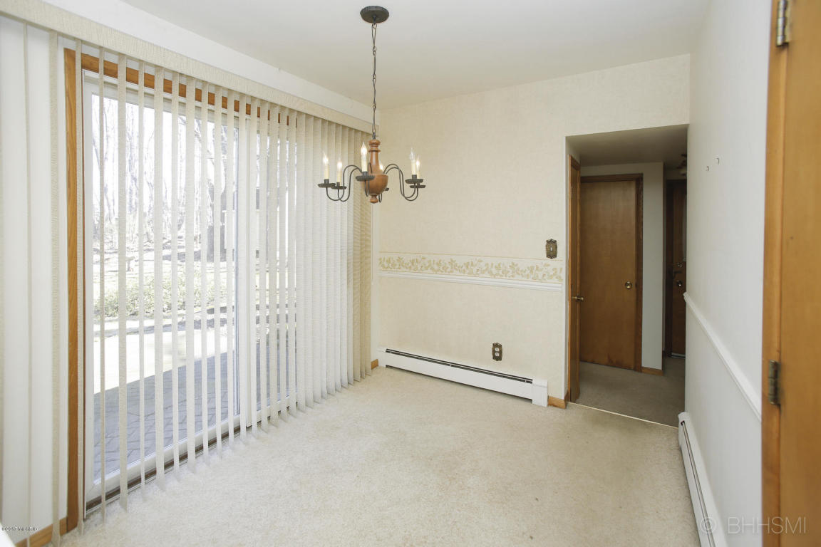 633 Hill Rd, Marshall, MI 49068 photo 8
