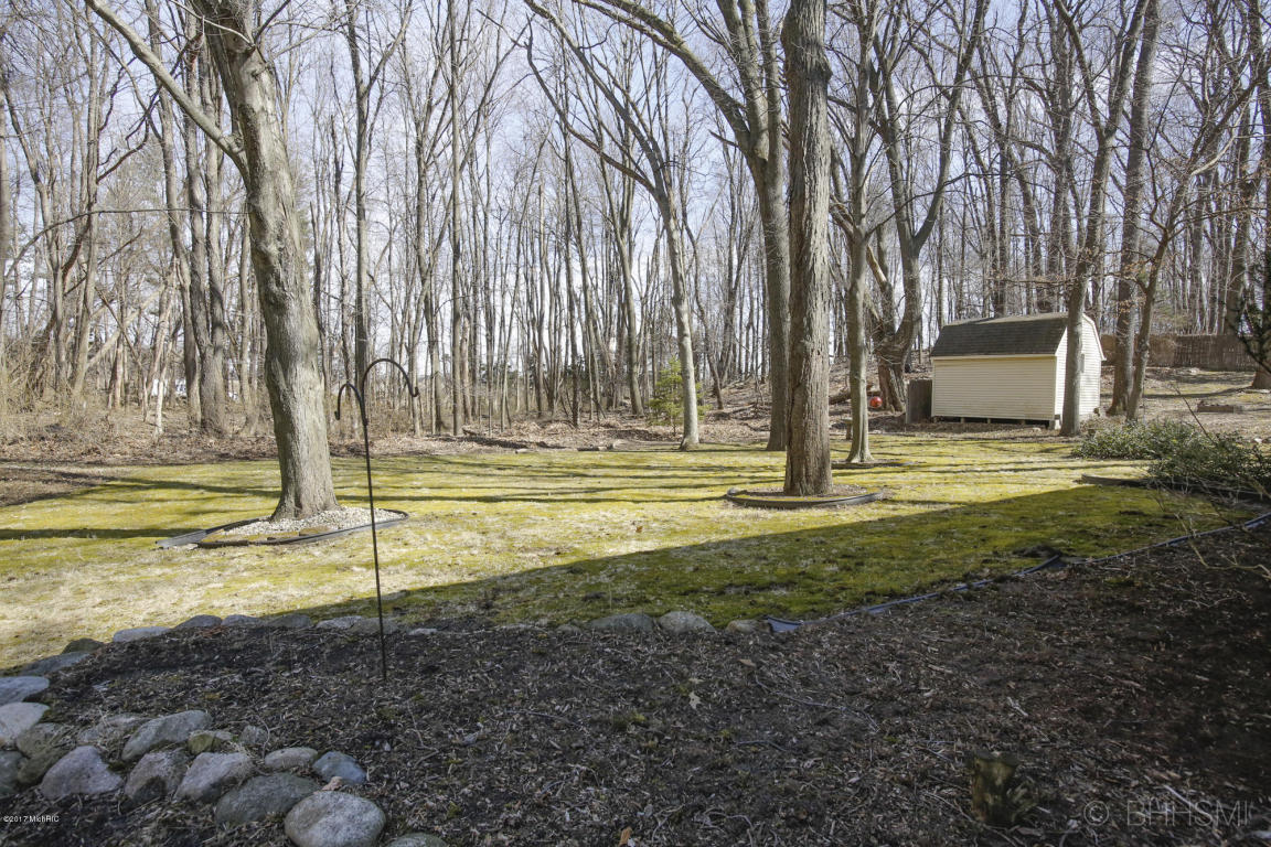 633 Hill Rd, Marshall, MI 49068 photo 24