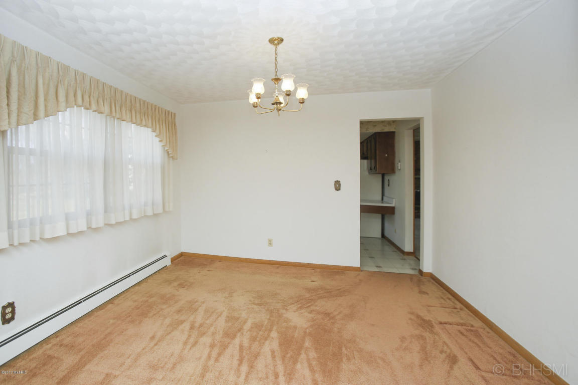 633 Hill Rd, Marshall, MI 49068 photo 9