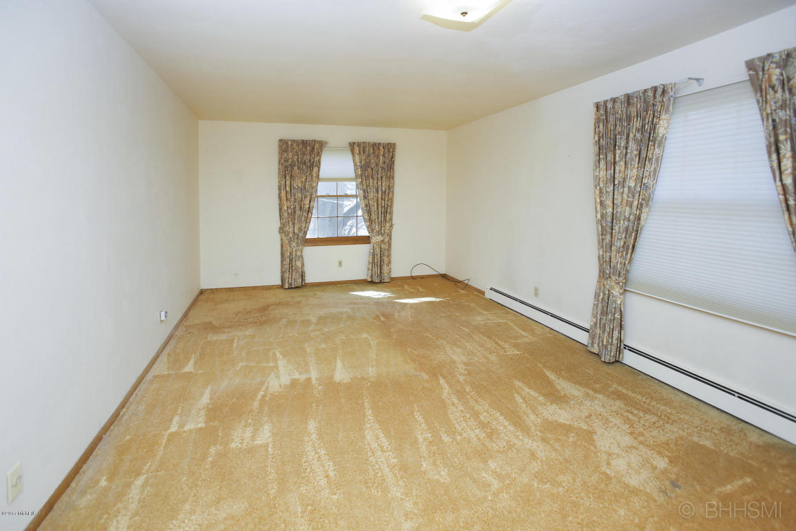 633 Hill Rd, Marshall, MI 49068 photo 14