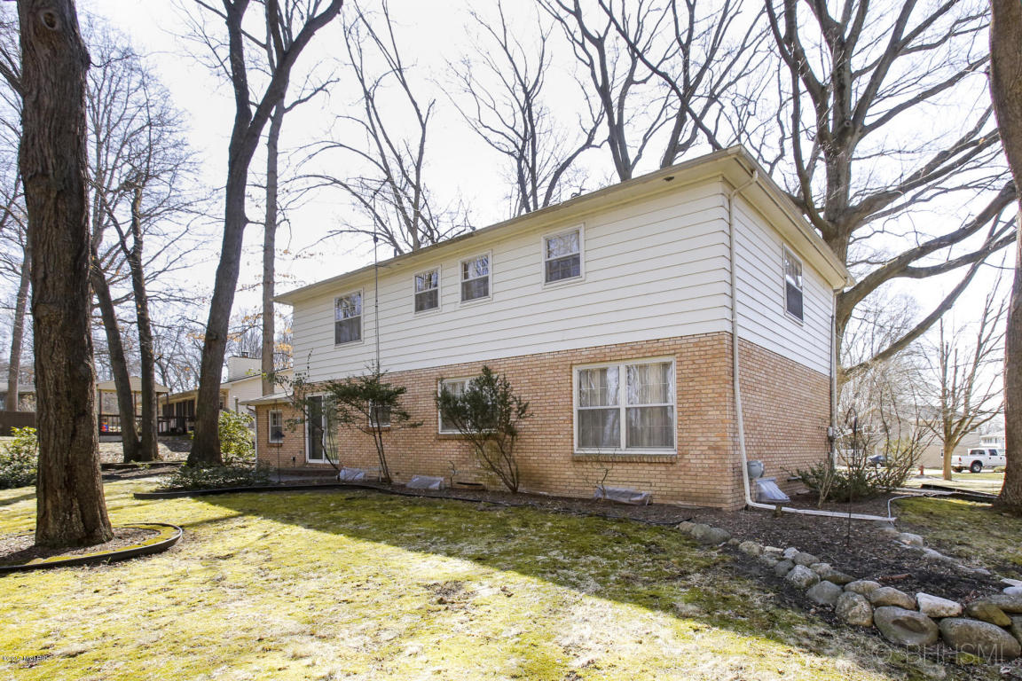 633 Hill Rd, Marshall, MI 49068 photo 27