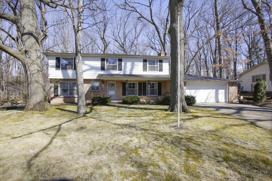 633 Hill Rd, Marshall, MI 49068 photo 1