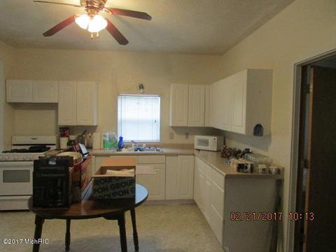12844 E Kipp, Pittsford, MI 49271 photo 10