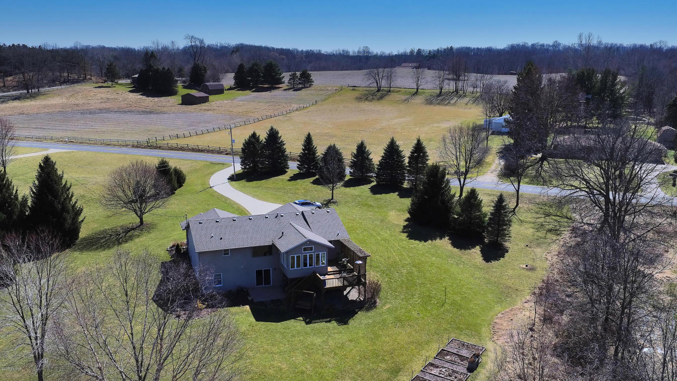 9501 28th St SE, Ada, MI 49301 photo 26