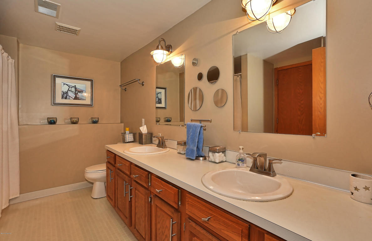 9501 28th St SE, Ada, MI 49301 photo 23