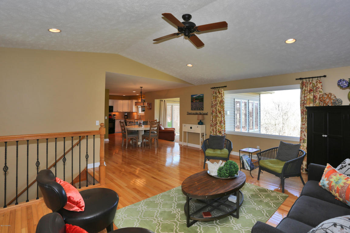 9501 28th St SE, Ada, MI 49301 photo 4