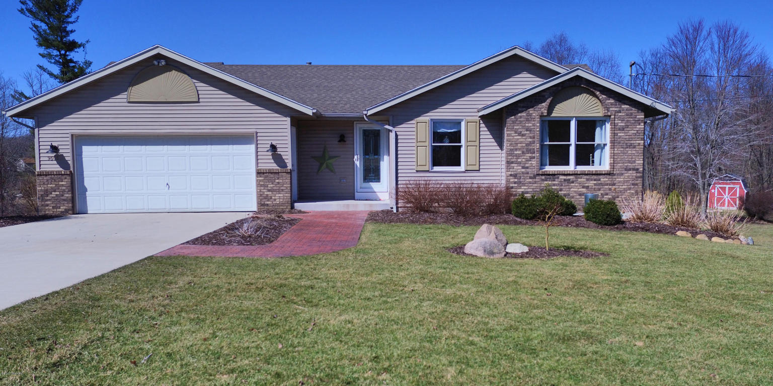 9501 28th St SE, Ada, MI 49301 photo 1