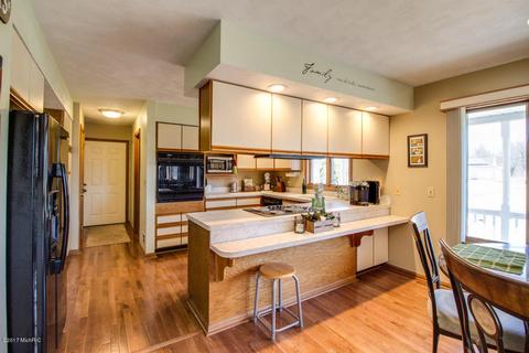 8140 Hall Rd, Bellevue, MI 49021 photo 7