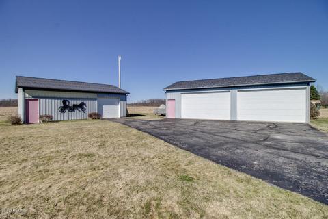 8140 Hall Rd, Bellevue, MI 49021 photo 3