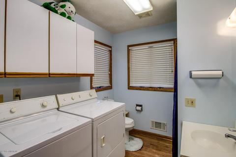 8140 Hall Rd, Bellevue, MI 49021 photo 12