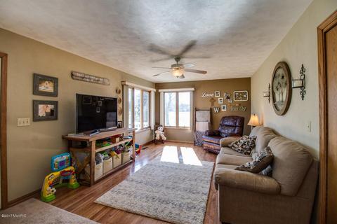 8140 Hall Rd, Bellevue, MI 49021 photo 5