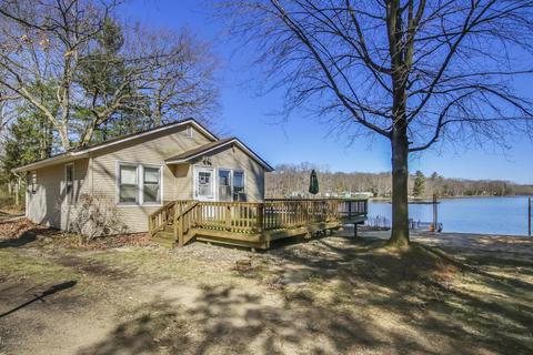 928 Melville Pl, Pullman, MI 49450 photo 1