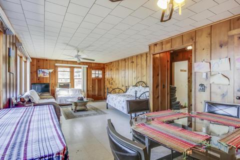 928 Melville Pl, Pullman, MI 49450 photo 9