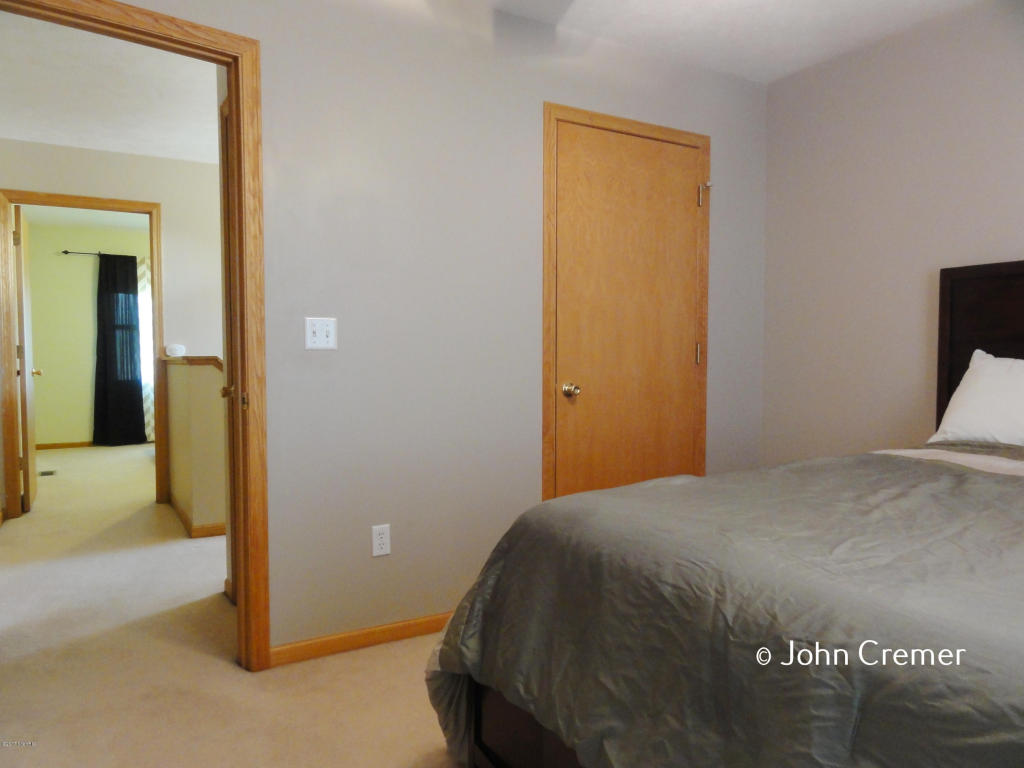 606 11th St, Plainwell, MI 49080 photo 24