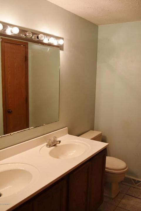 7360 Cox Rd, Bellevue, MI 49021 photo 20