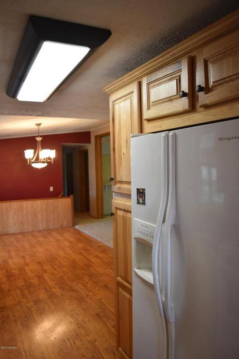 7360 Cox Rd, Bellevue, MI 49021 photo 11
