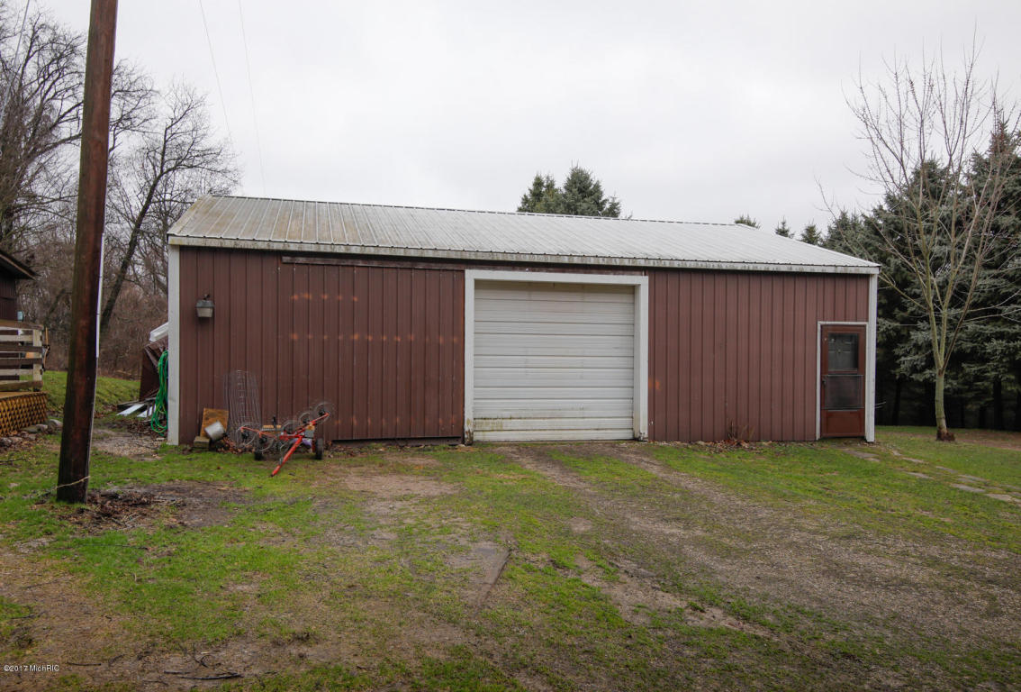 14475 Kane Rd, Plainwell, MI 49080 photo 19