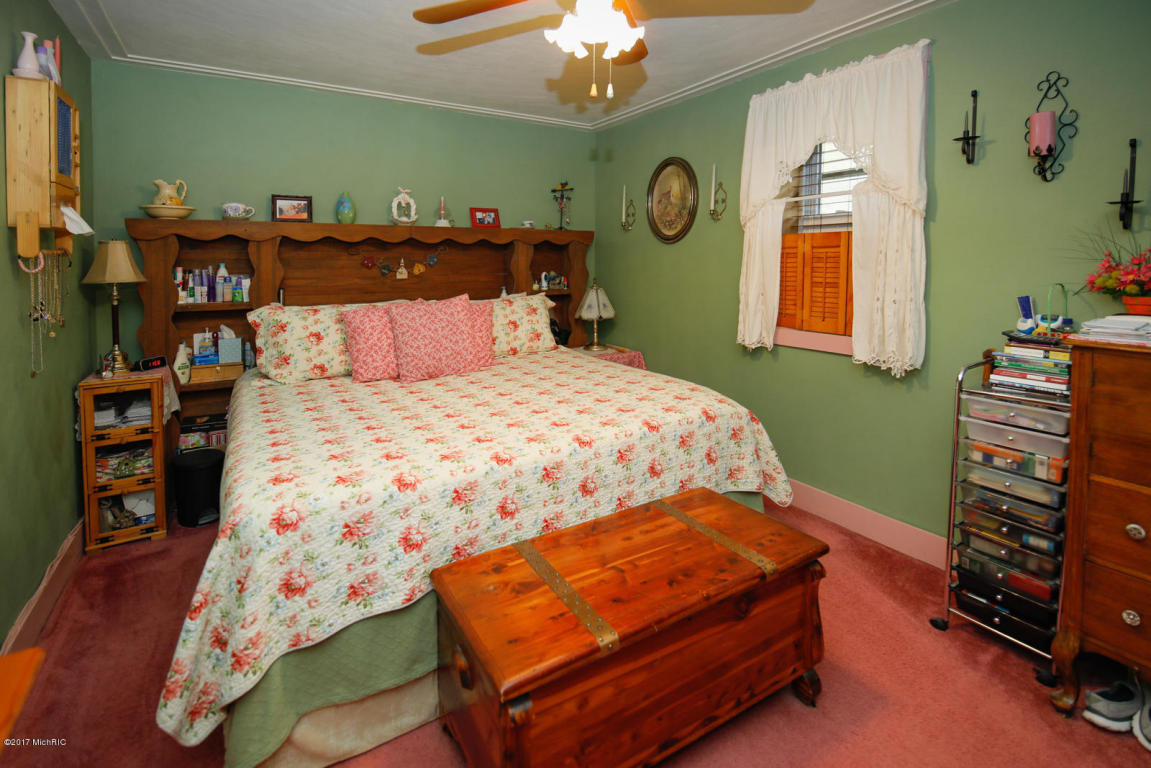 14475 Kane Rd, Plainwell, MI 49080 photo 11