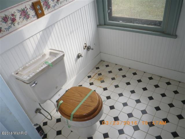 18401 6th Ave, Three Rivers, MI 49093 photo 5