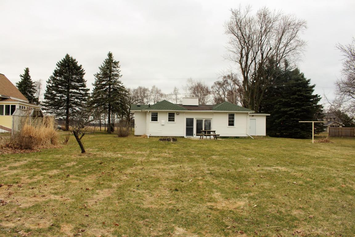 9665 Belding Rd, Belding, MI 48809 photo 2