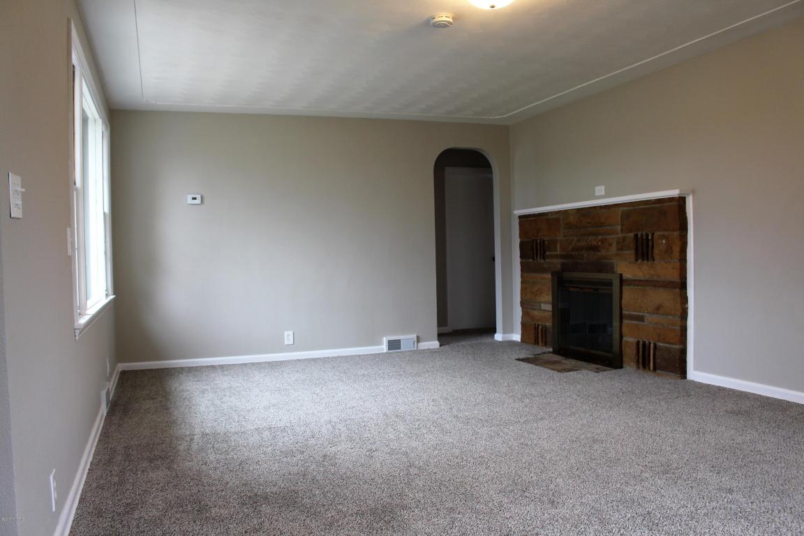 9665 Belding Rd, Belding, MI 48809 photo 3