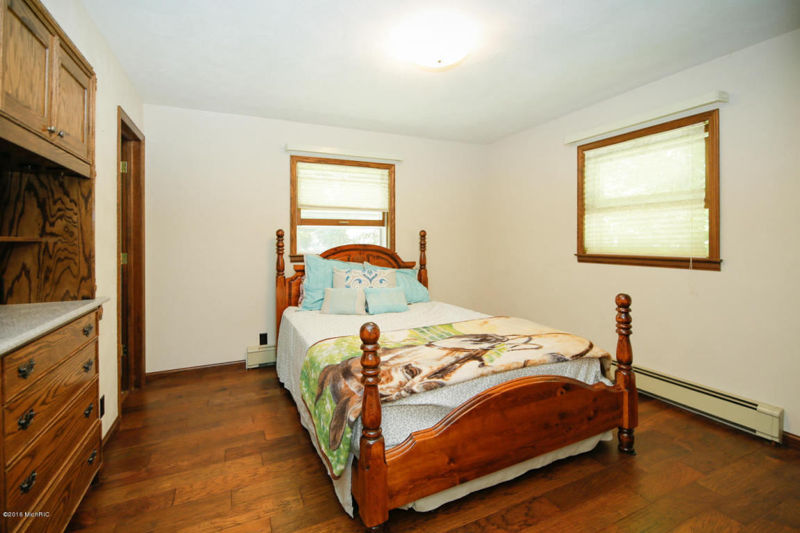 10902 Jones, Bellevue, MI 49021 photo 14