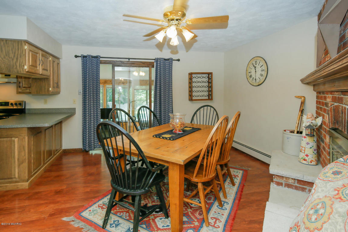 10902 Jones, Bellevue, MI 49021 photo 7