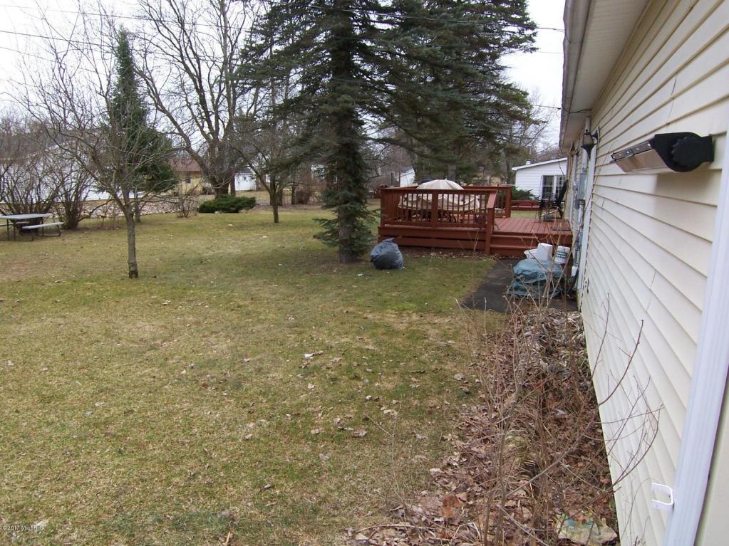 520 N Cedar St, Evart, MI 49631 photo 27
