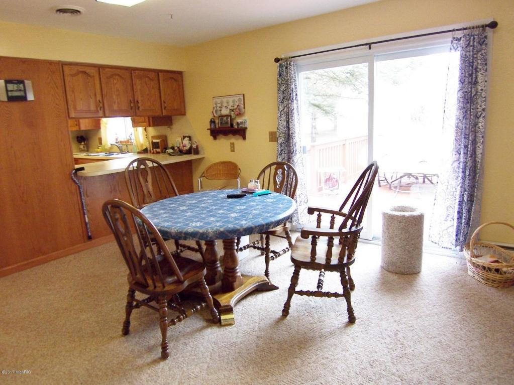 520 N Cedar St, Evart, MI 49631 photo 24