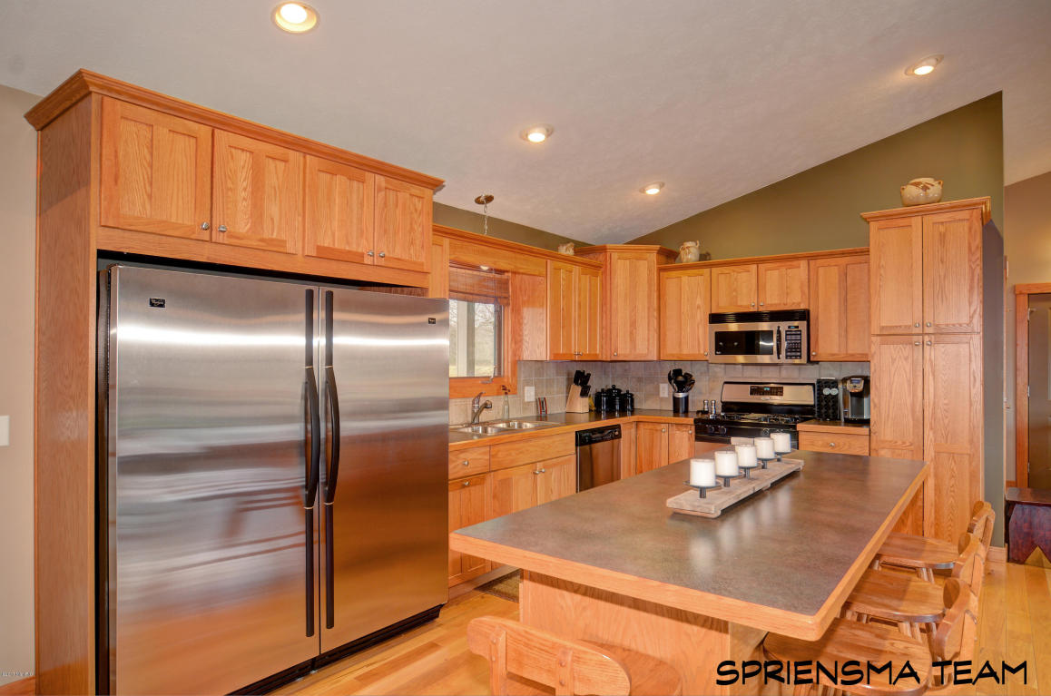 5607 Seeley Rd, Belding, MI 48809 photo 4