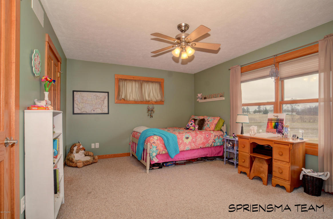5607 Seeley Rd, Belding, MI 48809 photo 9