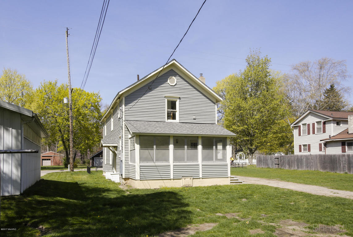 209 Brigham, Plainwell, MI 49080 photo 27