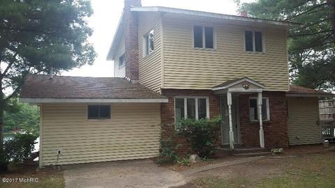 11286 M 37, Baldwin, MI 49304 photo 1