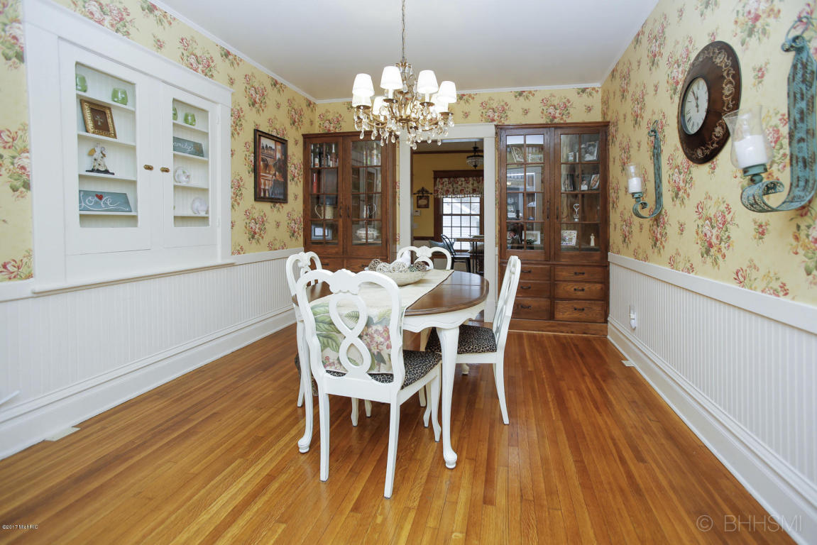 320 N Eagle, Marshall, MI 49068 photo 9