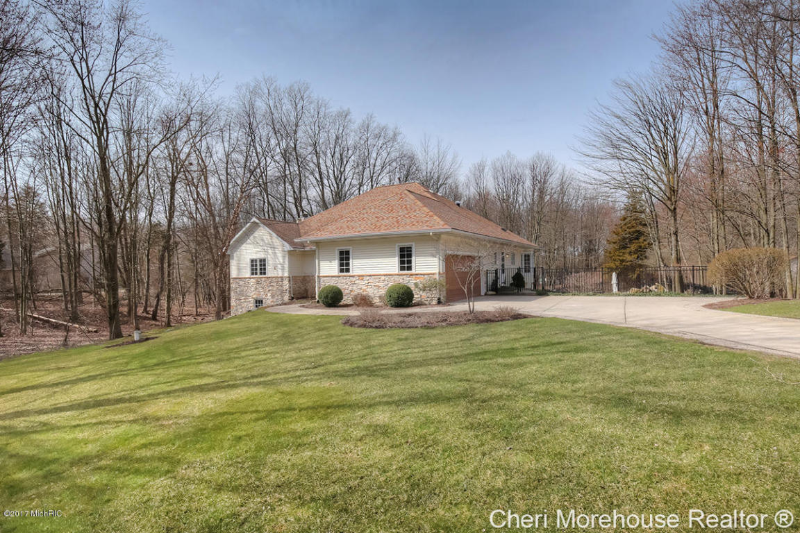 5458 Ada Dr SE, Ada, MI 49301 photo 3