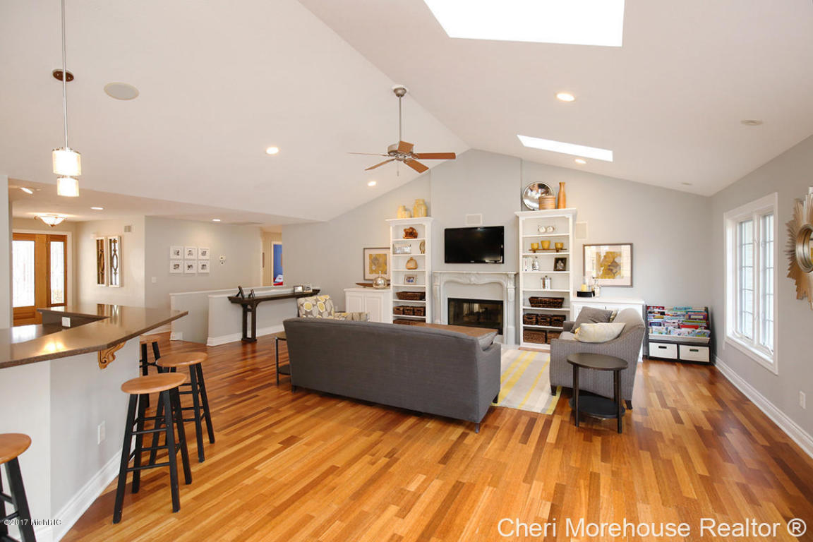 5458 Ada Dr SE, Ada, MI 49301 photo 5