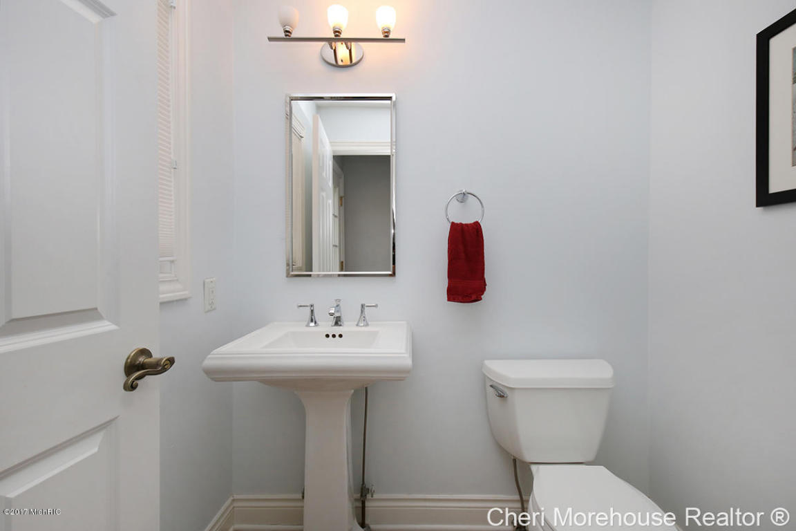 5458 Ada Dr SE, Ada, MI 49301 photo 14