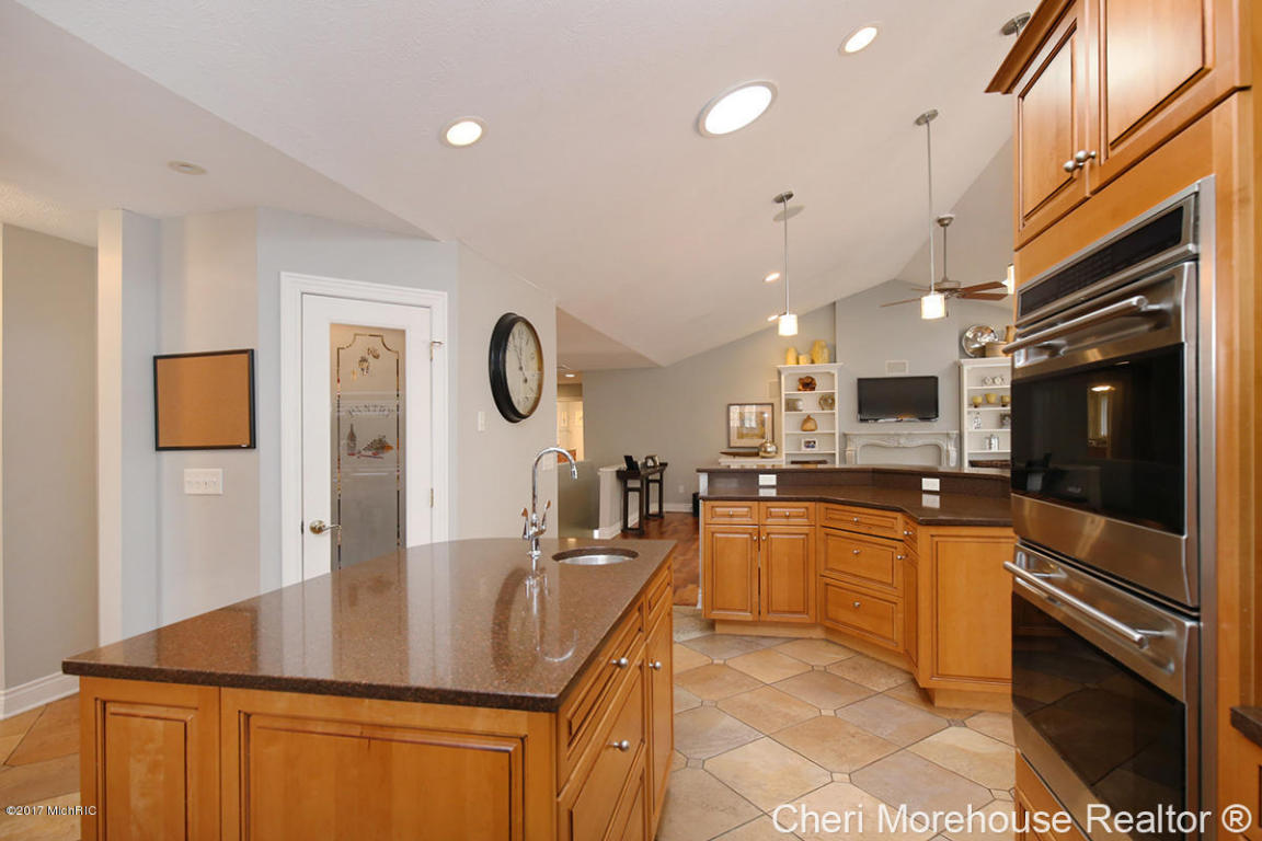5458 Ada Dr SE, Ada, MI 49301 photo 10