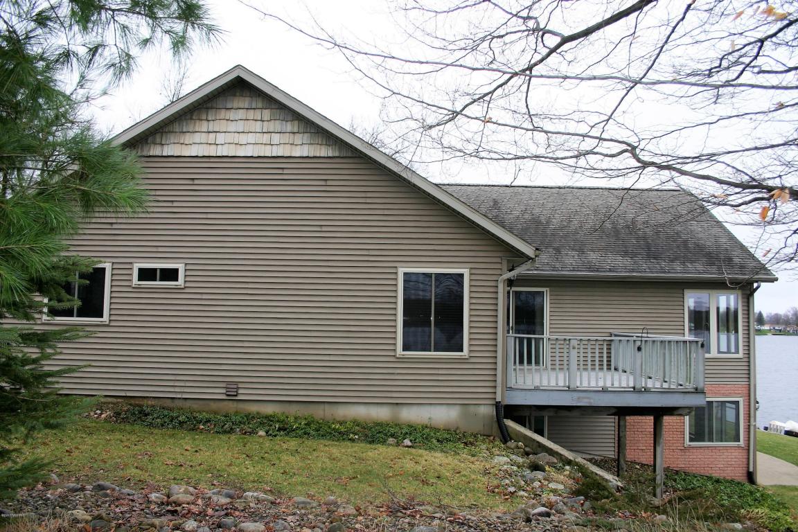 11368 E Point Dr, Delton, MI 49046 photo 45