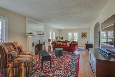 213 Cedar St, Three Oaks, MI 49128 photo 7