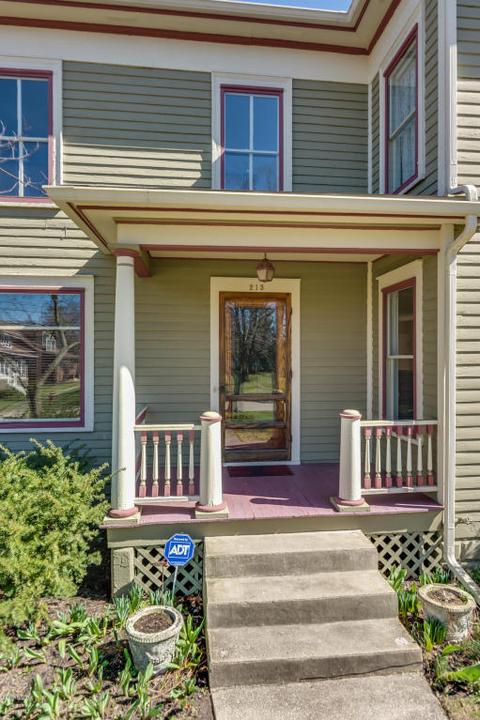 213 Cedar St, Three Oaks, MI 49128 photo 3