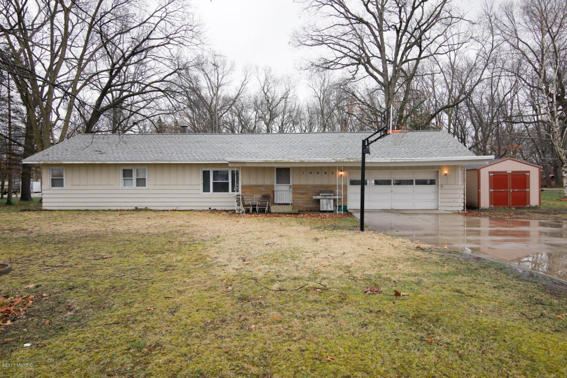 18883 M-60, Three Rivers, MI 49093 photo 1
