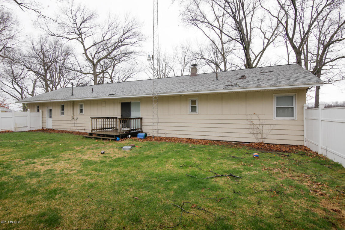 18883 M-60, Three Rivers, MI 49093 photo 23