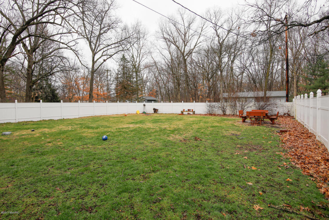 18883 M-60, Three Rivers, MI 49093 photo 20